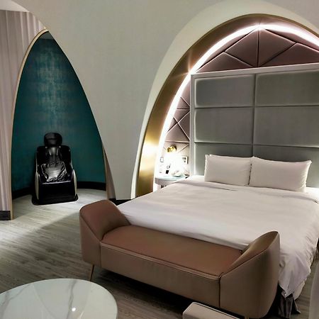 Seasons Boutique Motel Гаосюн Экстерьер фото
