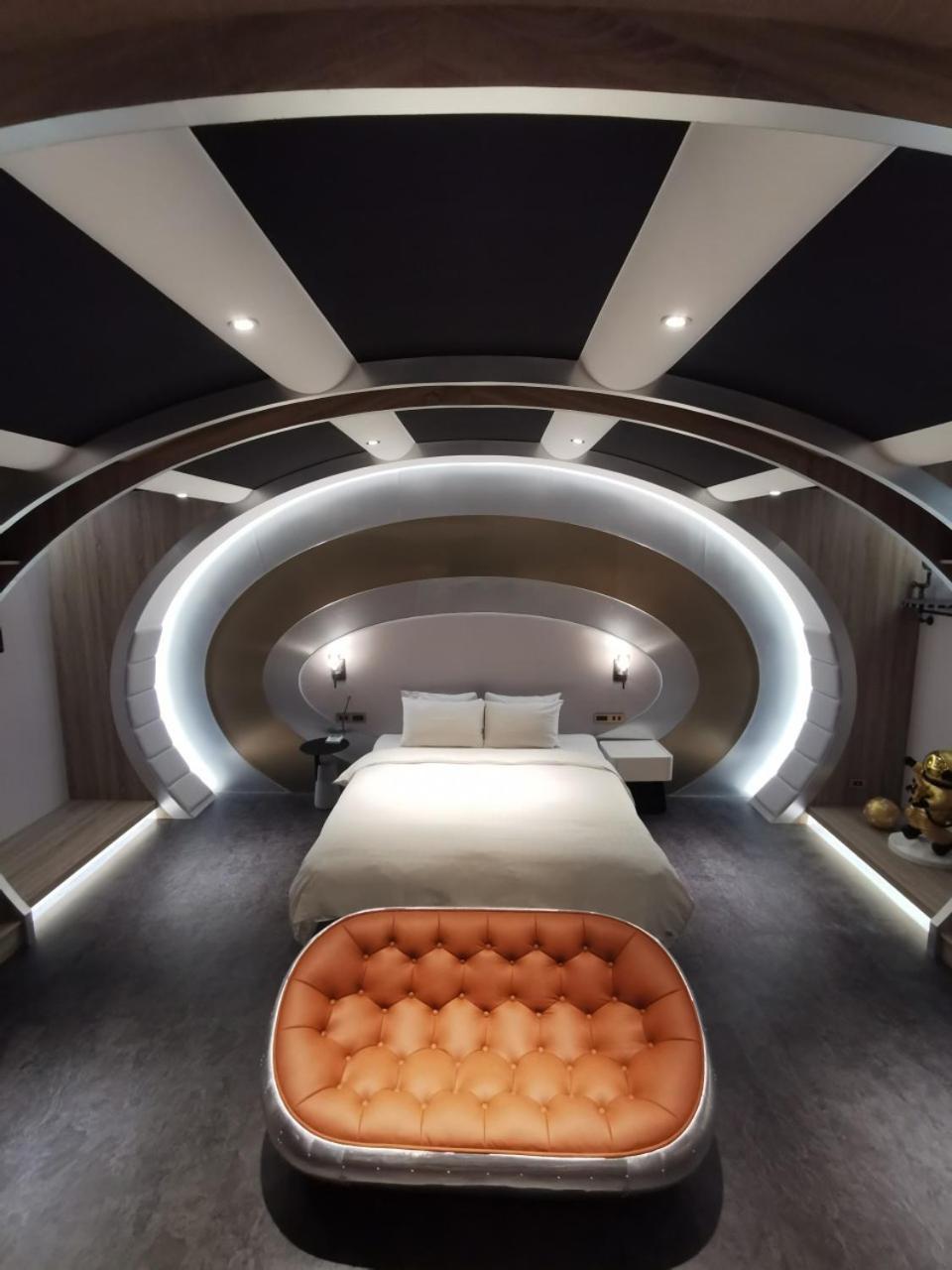 Seasons Boutique Motel Гаосюн Экстерьер фото