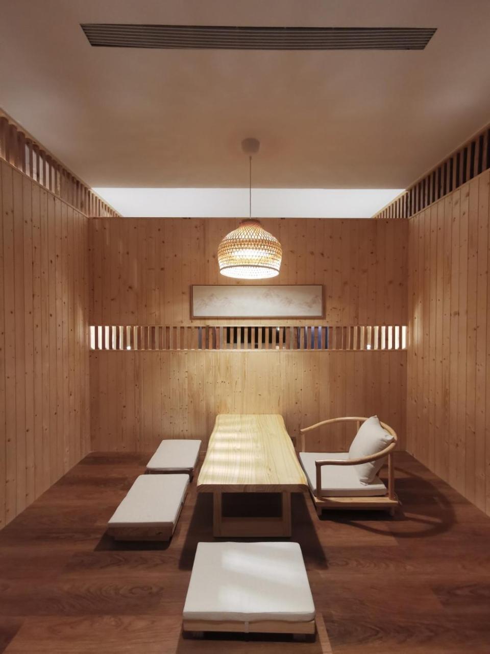 Seasons Boutique Motel Гаосюн Экстерьер фото