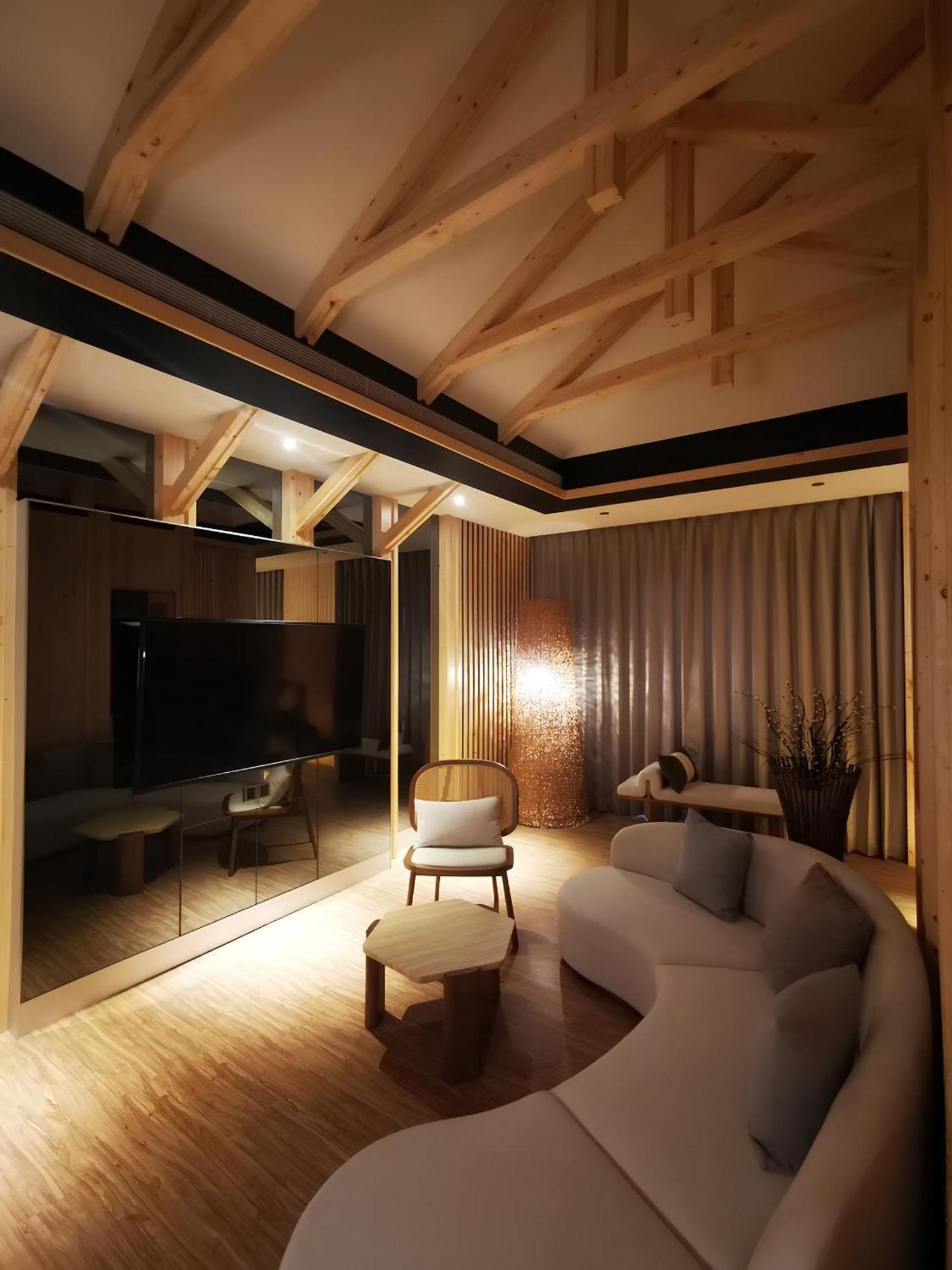 Seasons Boutique Motel Гаосюн Экстерьер фото